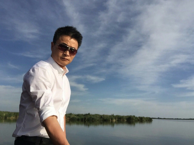 罗的第一张照片--马尾婚介网