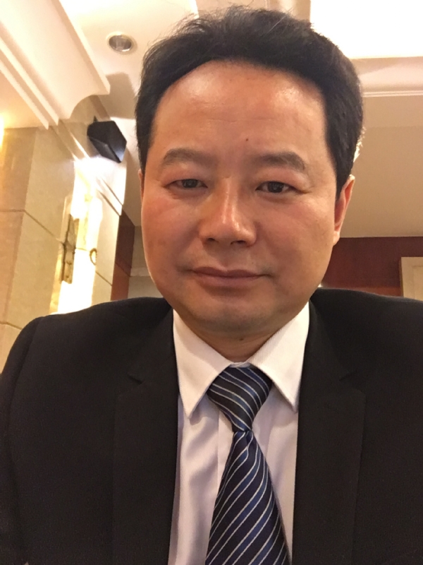 岁月的第一张照片--马尾婚介网