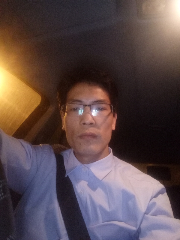 爱也要以诚相待的第三张照片--马尾婚介网