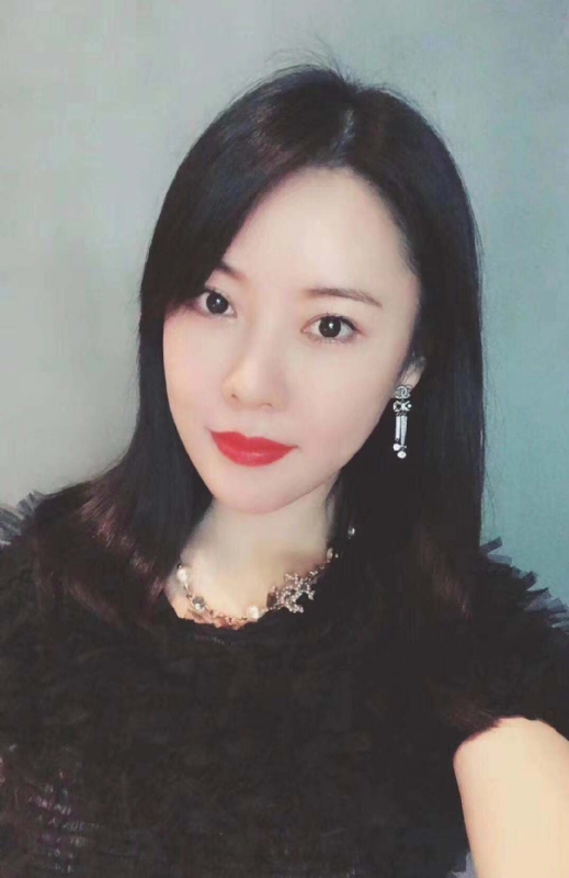 李莉的第一张照片--马尾婚介网