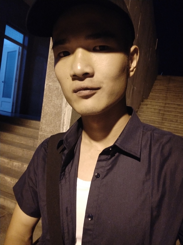 各取所需的第一张照片--马尾婚介网