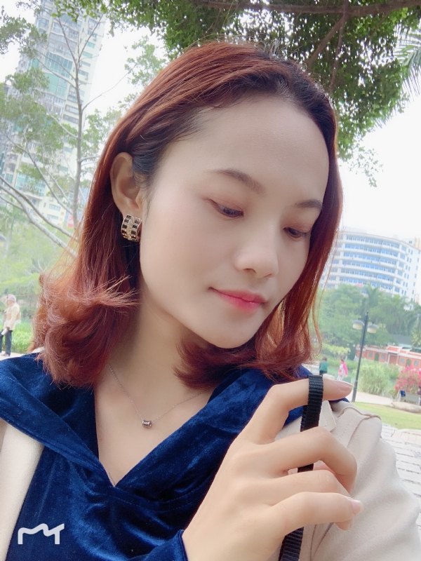 曼夕的第一张照片--马尾婚介网