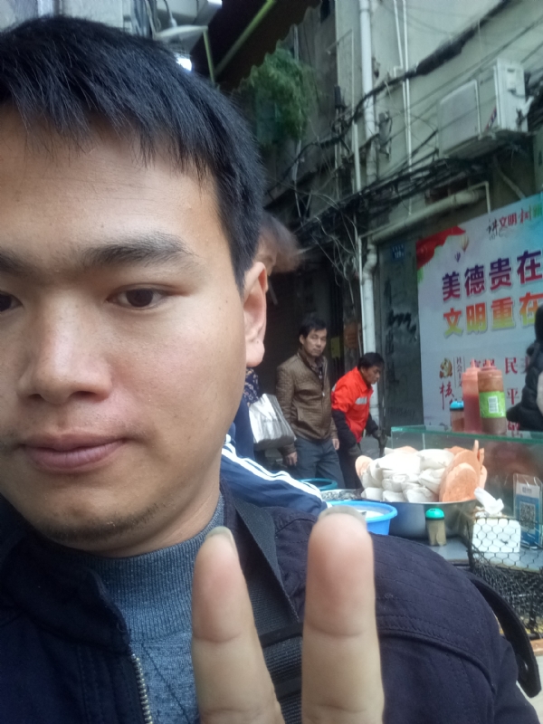 简单的第一张照片--马尾婚介网