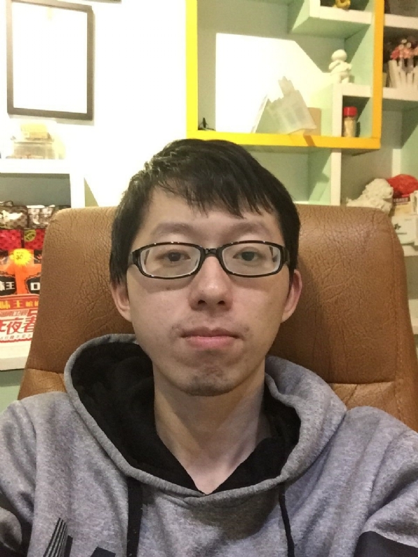 桀桀的第一张照片--马尾婚介网