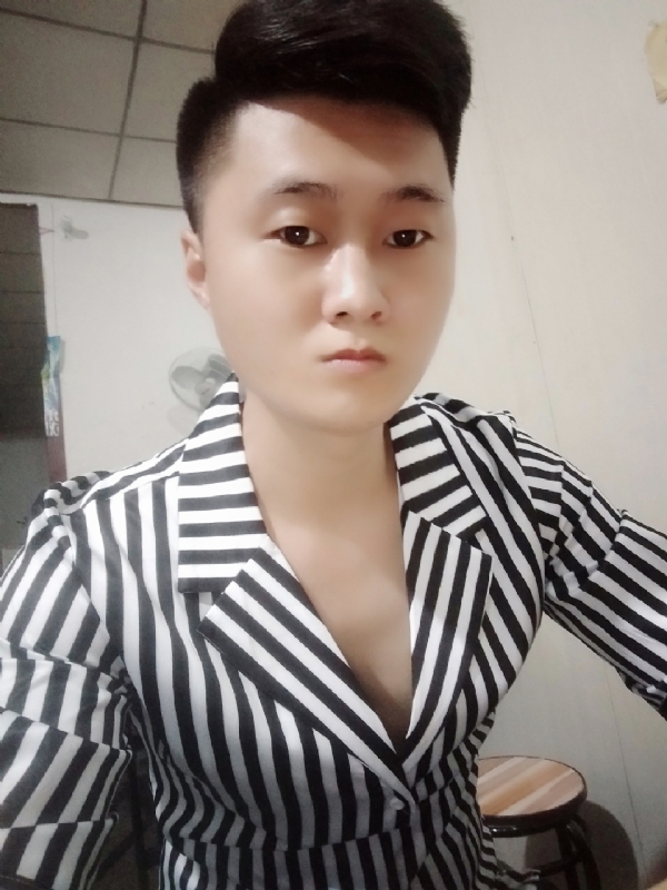 随遇而安的第一张照片--马尾婚介网