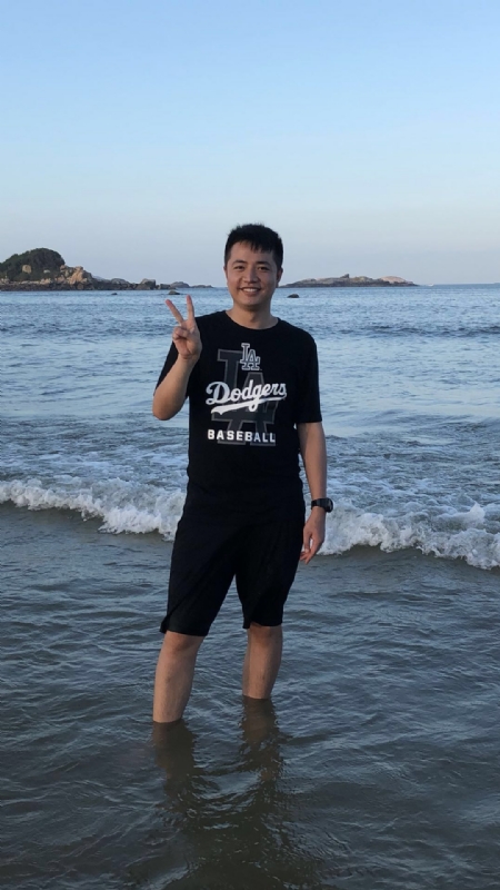 闭月的第一张照片--马尾婚介网