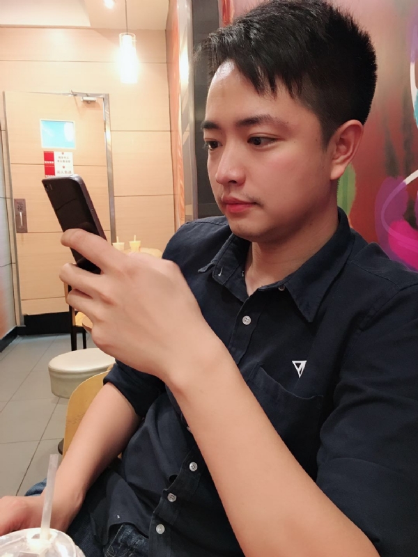 闭月的第三张照片--马尾婚介网