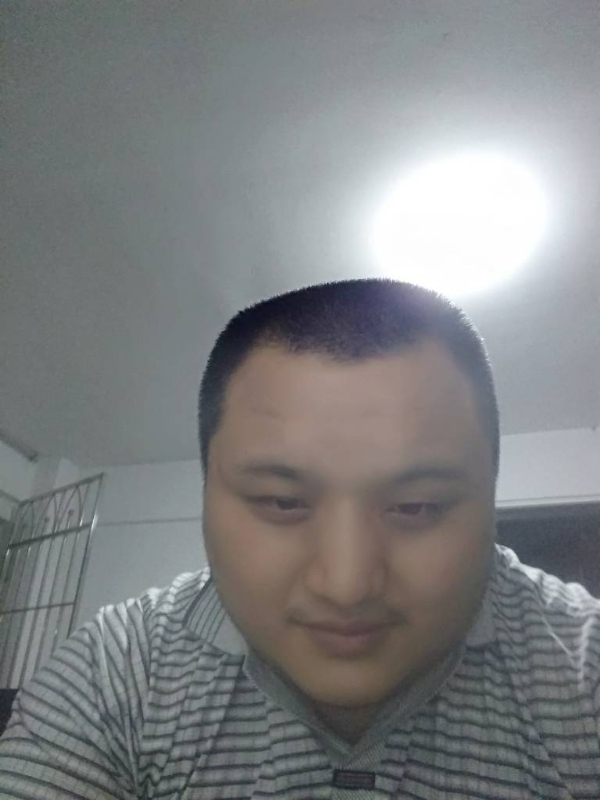 我在机场等艘船的第一张照片--马尾婚介网