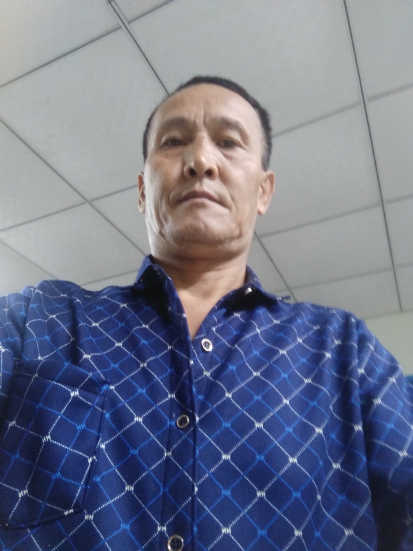 老树的第一张照片--马尾婚介网