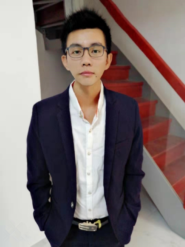 林智明的第一张照片--马尾婚介网