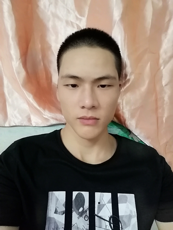 啊猫的第一张照片--马尾婚介网
