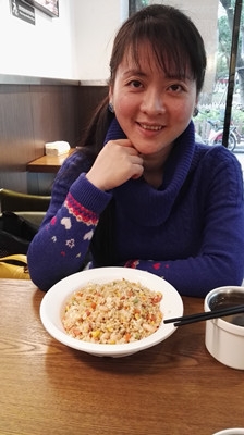 金毛兔的第一张照片--马尾婚介网