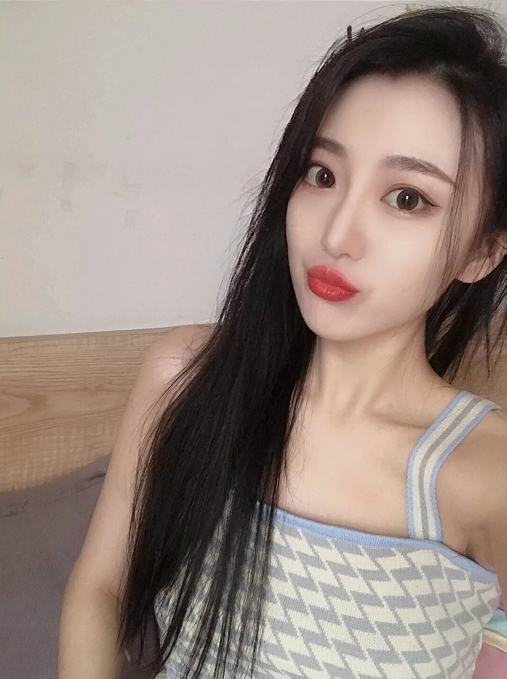 倩倩的第一张照片--马尾婚介网