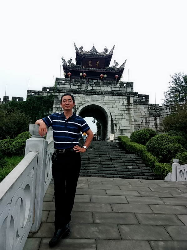 真心的龙的第六张照片--马尾婚介网