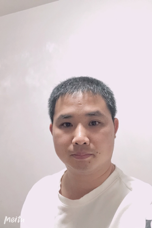 小梁的第一张照片--马尾婚介网