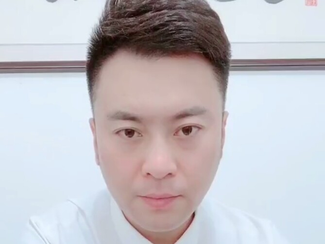 一叶知秋的第一张照片--马尾婚介网