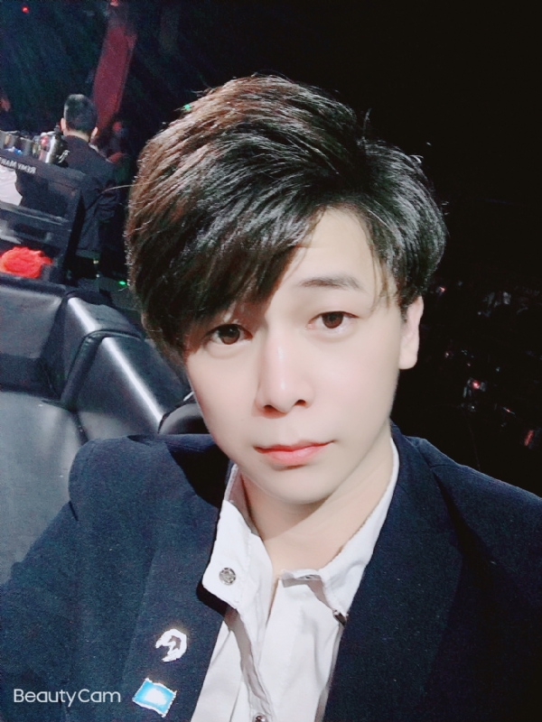 梦晨的第一张照片--马尾婚介网