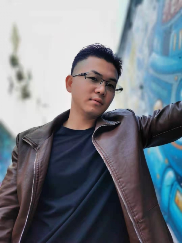 清歌曼舞的第一张照片--马尾婚介网