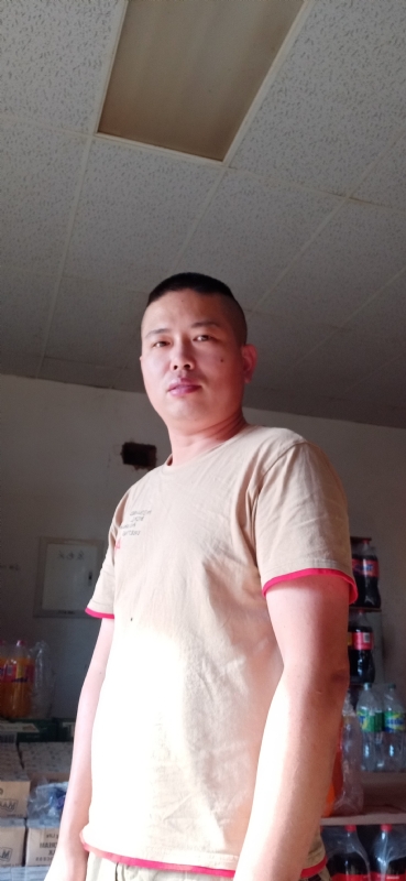 有心人的第三张照片--马尾婚介网