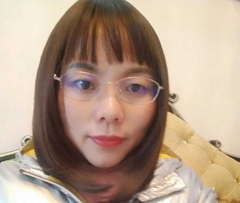 爱笑的彩虹的第一张照片--马尾婚介网