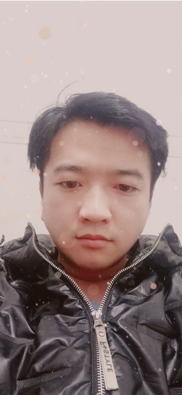书中没有颜如玉的第一张照片--马尾婚介网