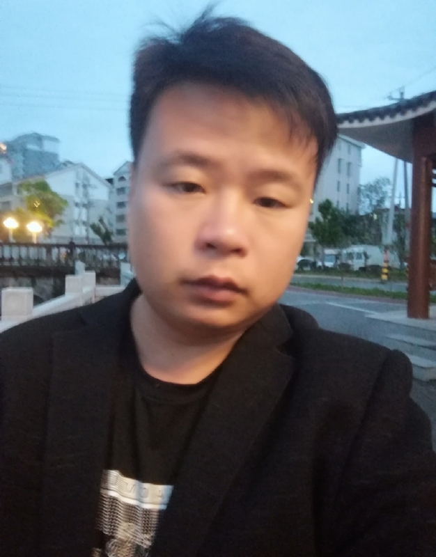 yxf21的第一张照片--马尾婚介网