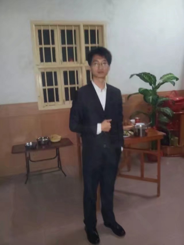 潇湘剑雨的第一张照片--马尾婚介网