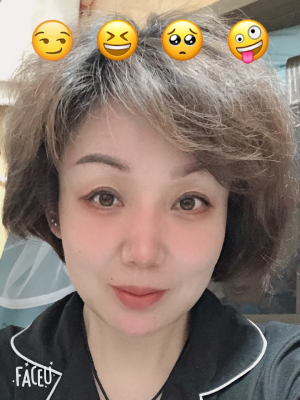飘拂的第一张照片--马尾婚介网