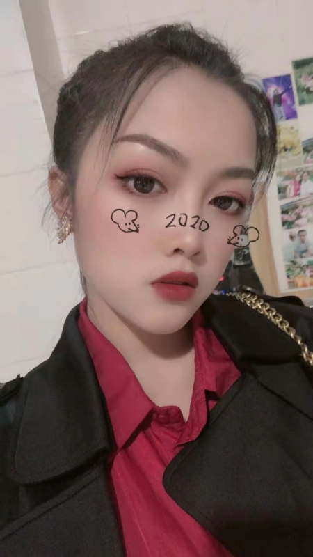 美丽的意外的第一张照片--马尾婚介网