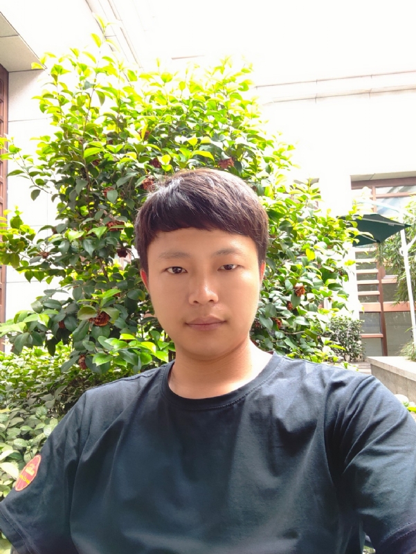 谈情说爱的第一张照片--马尾婚介网