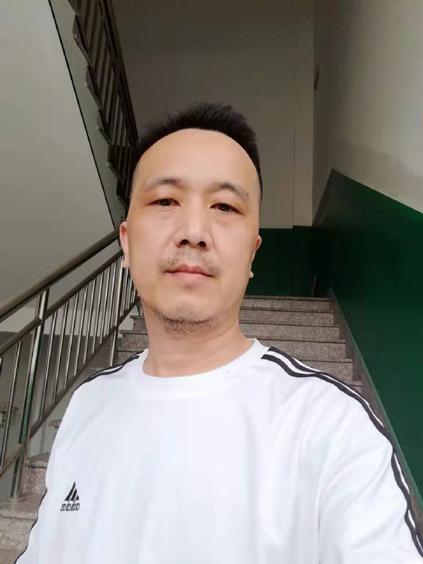 假如风有颜色的第一张照片--马尾婚介网