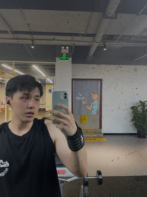想吃猫的鱼的第一张照片--马尾婚介网