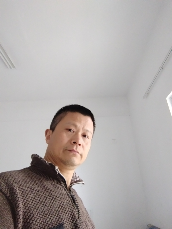 无云的第一张照片--马尾婚介网