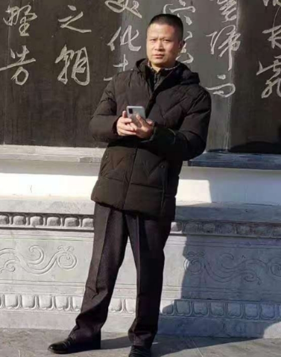无云的第二张照片--马尾婚介网