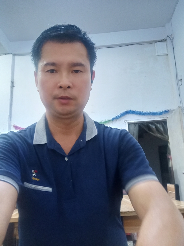 我是自强不息的第一张照片--马尾婚介网