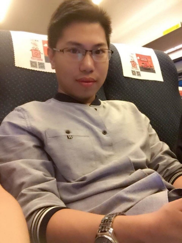 落幕的第一张照片--马尾婚介网