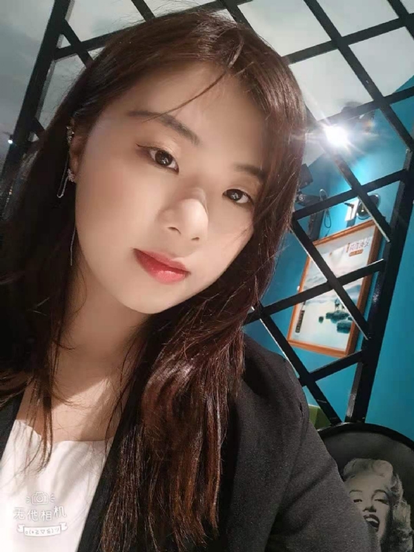 带翅膀的小猫的第一张照片--马尾婚介网