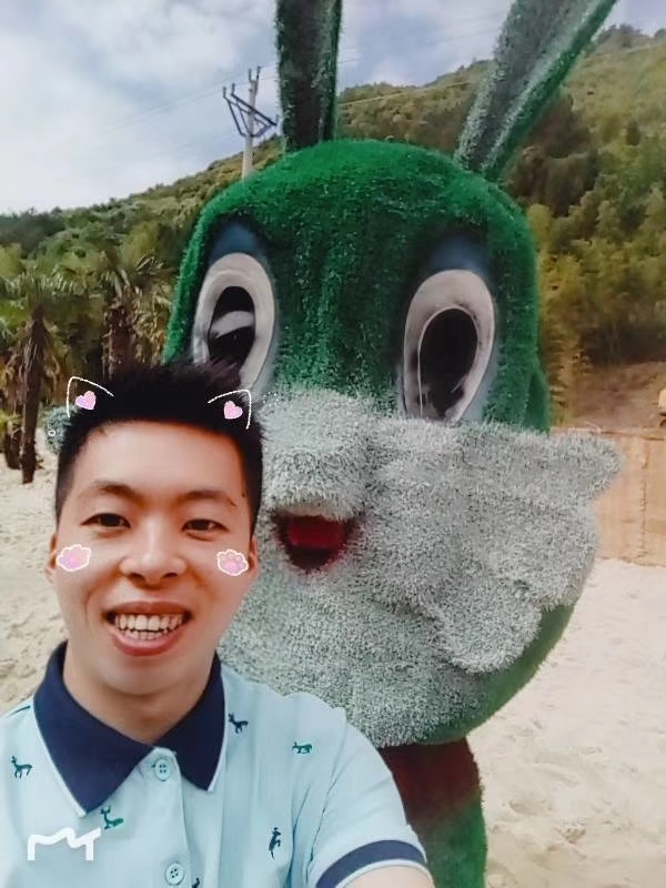 爱就要向前冲的第一张照片--马尾婚介网