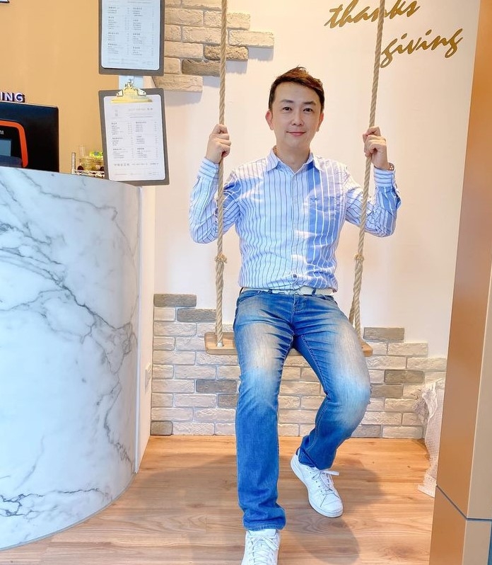 陈道明的第四张照片--马尾婚介网