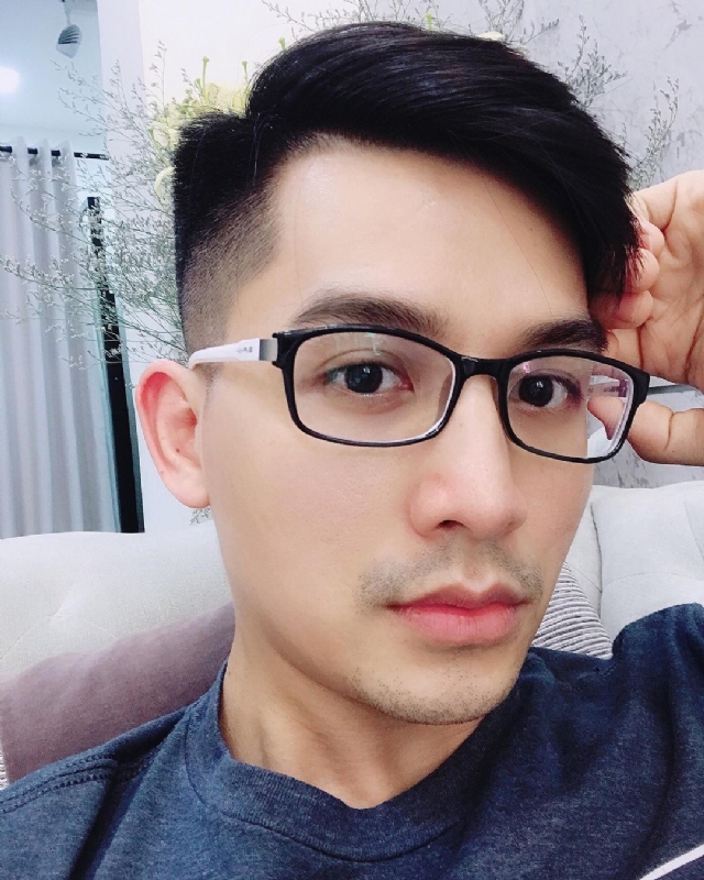 啊泽的第二张照片--马尾婚介网
