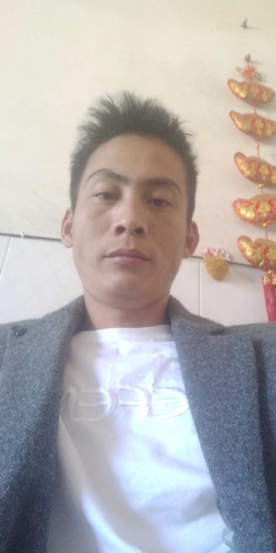 动起来的第二张照片--马尾婚介网