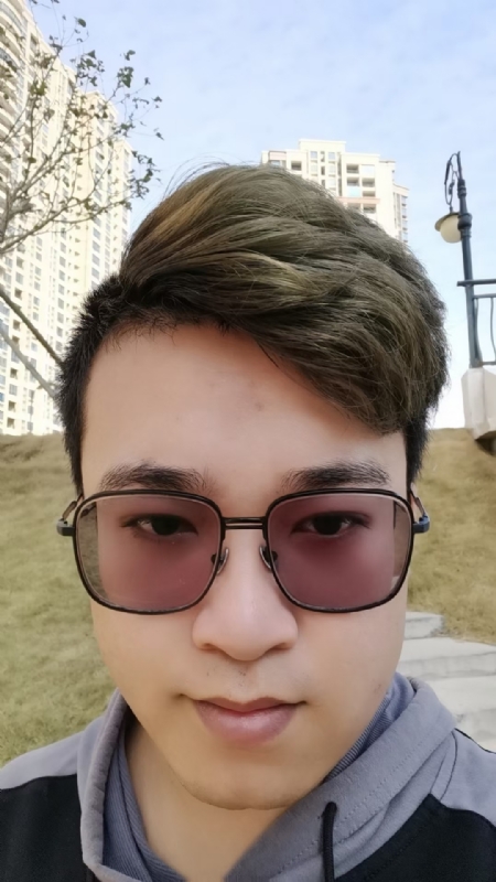 小陈的第一张照片--马尾婚介网