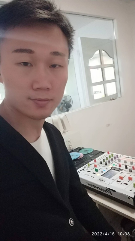 林锋的第一张照片--马尾婚介网