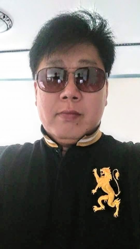 含笑半步癲的第二张照片--马尾婚介网