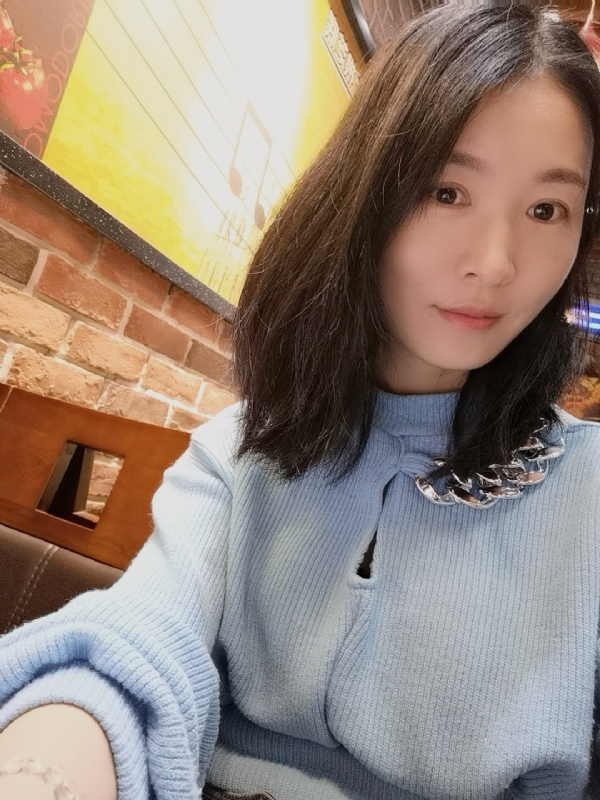吴优的第一张照片--马尾婚介网