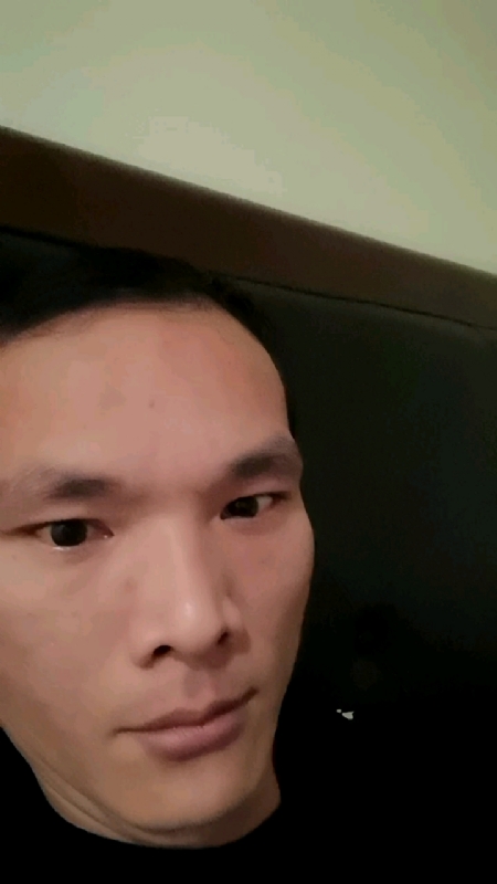 只影向谁去的第三张照片--马尾婚介网