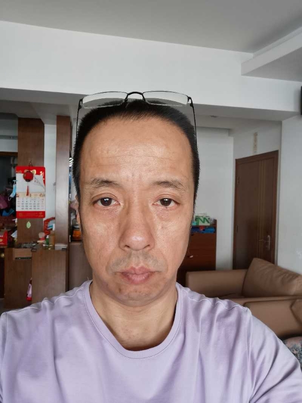 萨博的第一张照片--马尾婚介网