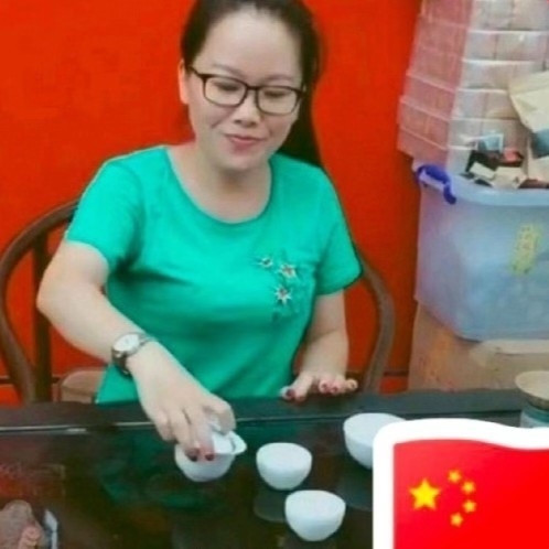 妖娆的第一张照片--马尾婚介网