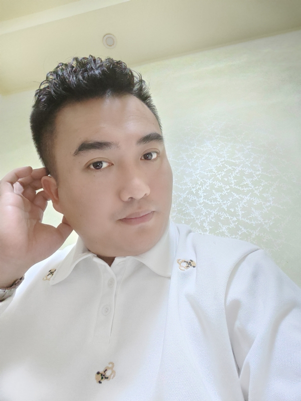 哈哈先生的第二张照片--马尾婚介网