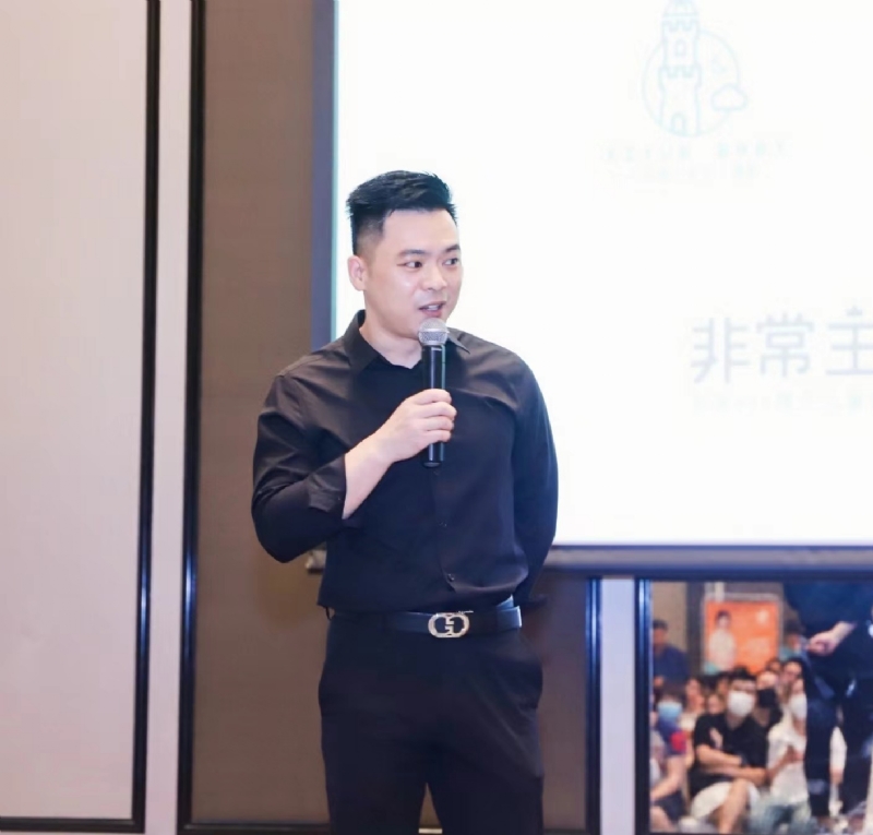 爱吃肉的猪大爷的第一张照片--马尾婚介网